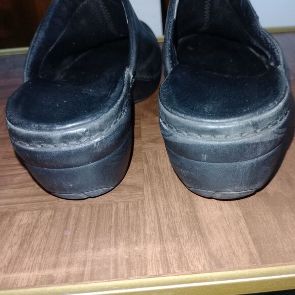 Patagonia Size 9.5 Better Clog Slide Mules Leather Shoe Black Style T11500‎ - Picture 8 of 9